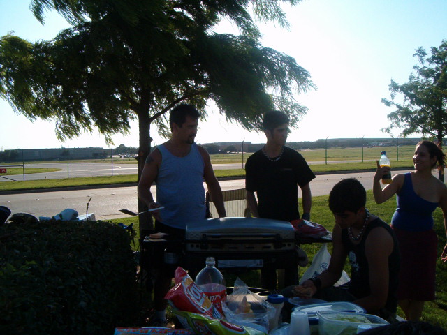 618x457 pixels (119K)