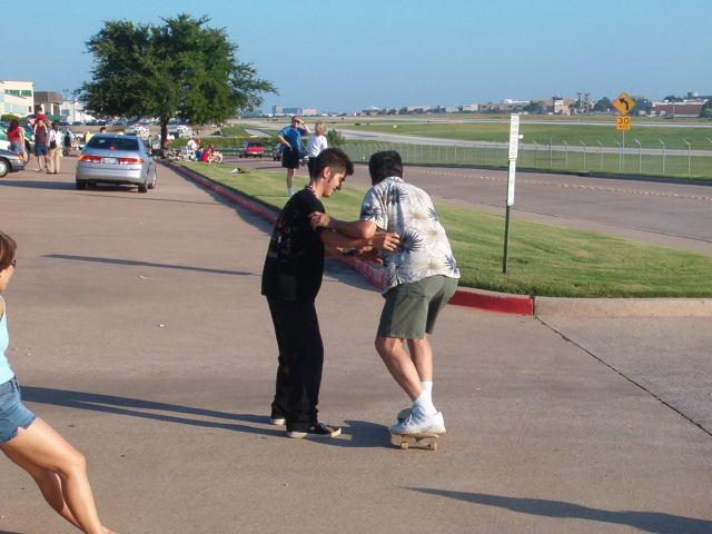 618x457 pixels (120K)