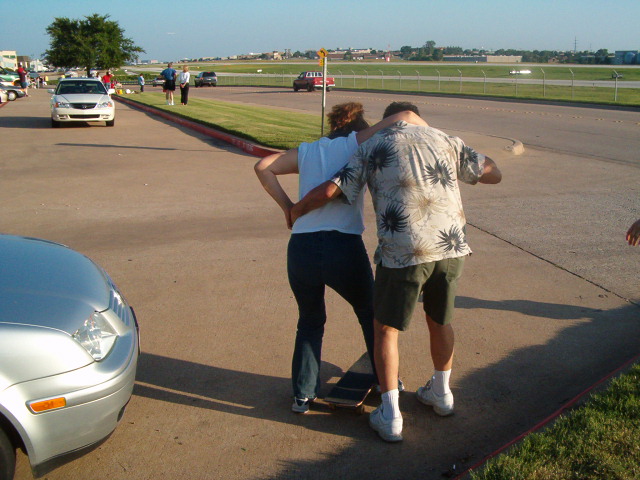 618x457 pixels (117K)