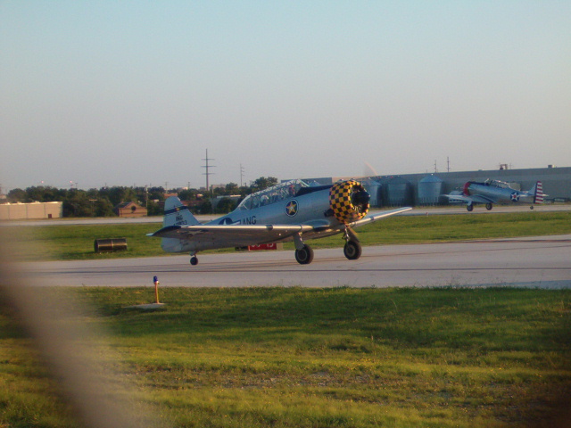 618x457 pixels (128K)