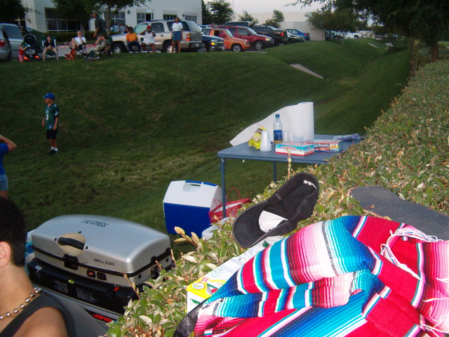 618x457 pixels (141K)