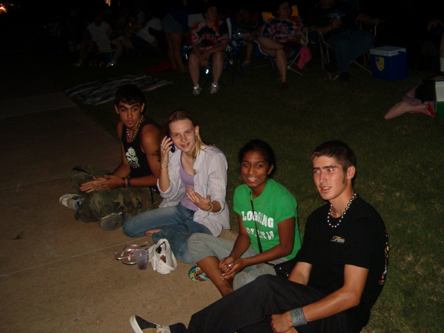 618x457 pixels (122K)