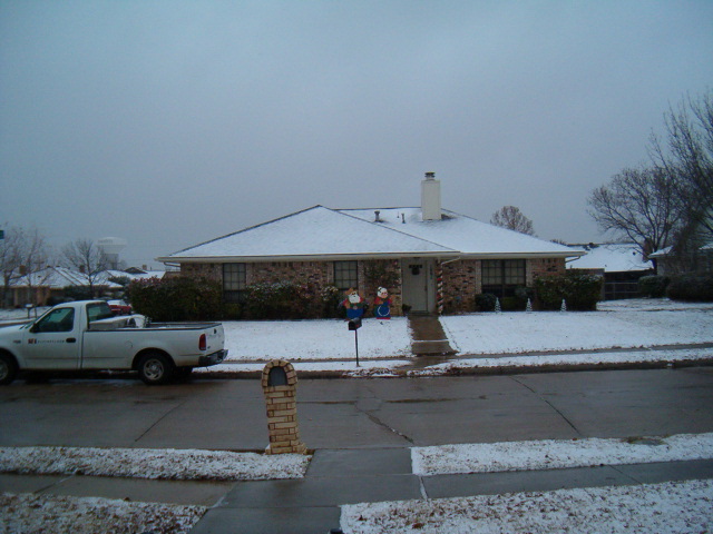 618x457 pixels (117K)