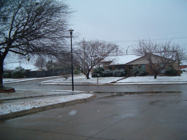 618x457 pixels (117K)