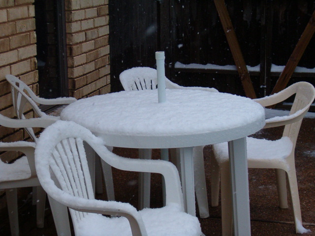 618x457 pixels (118K)