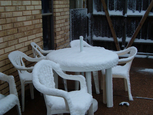 618x457 pixels (120K)