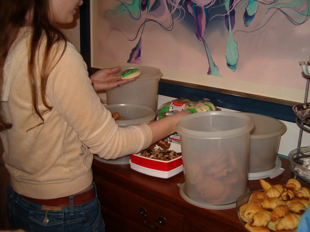 618x457 pixels (122K)