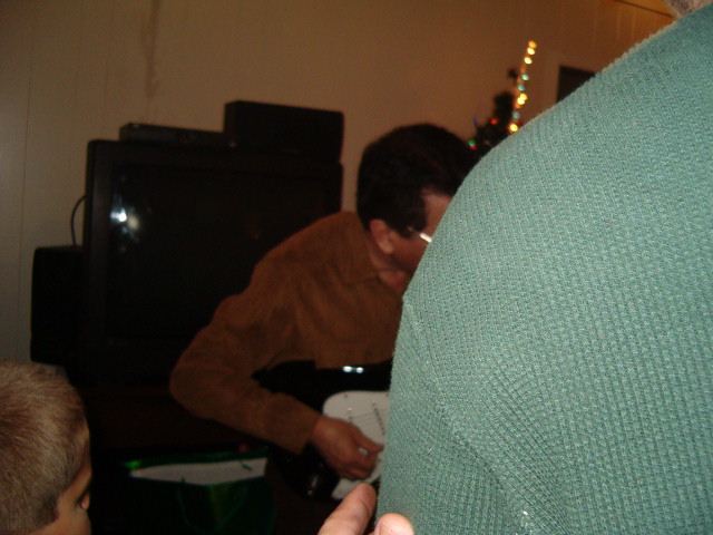 618x457 pixels (97K)