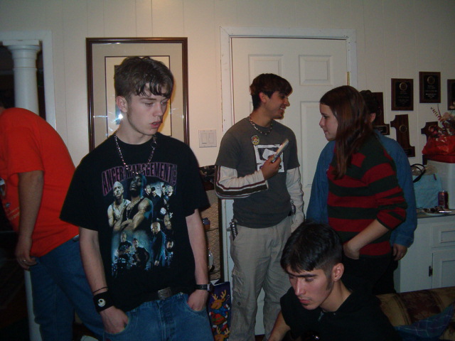 618x457 pixels (107K)