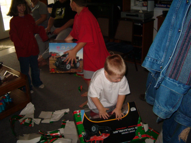 618x457 pixels (129K)