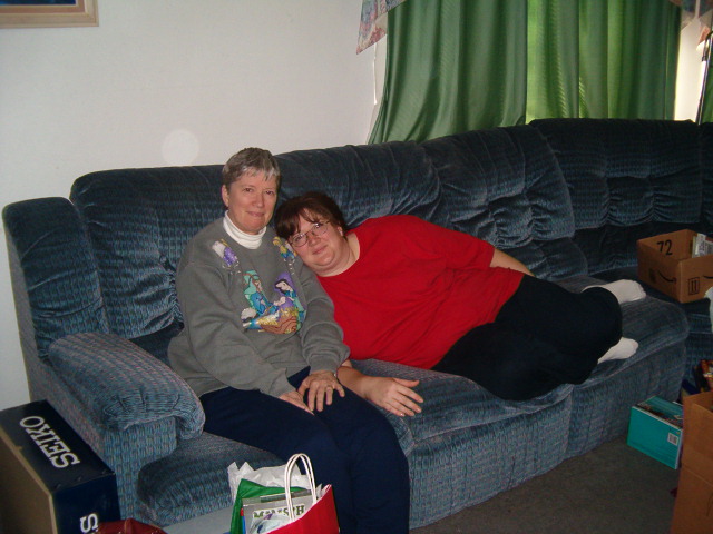 618x457 pixels (107K)