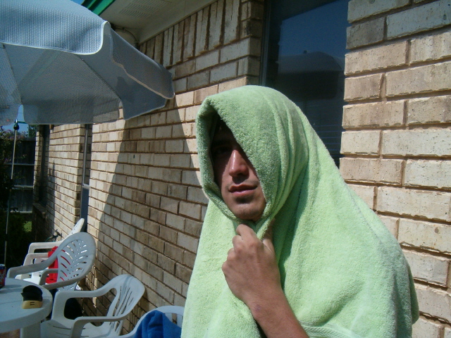 618x457 pixels (194K)