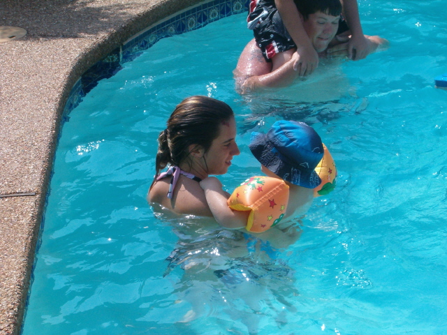 618x457 pixels (192K)