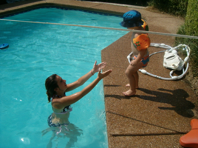 618x457 pixels (197K)