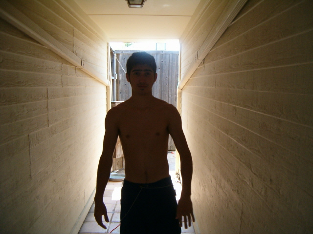 618x457 pixels (118K)