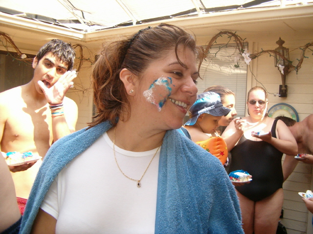 618x457 pixels (170K)