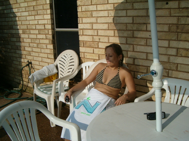 618x457 pixels (166K)