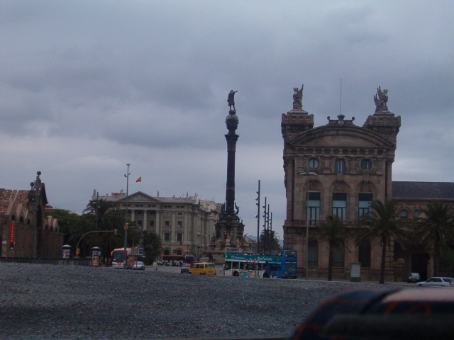 618x457 pixels (105K)