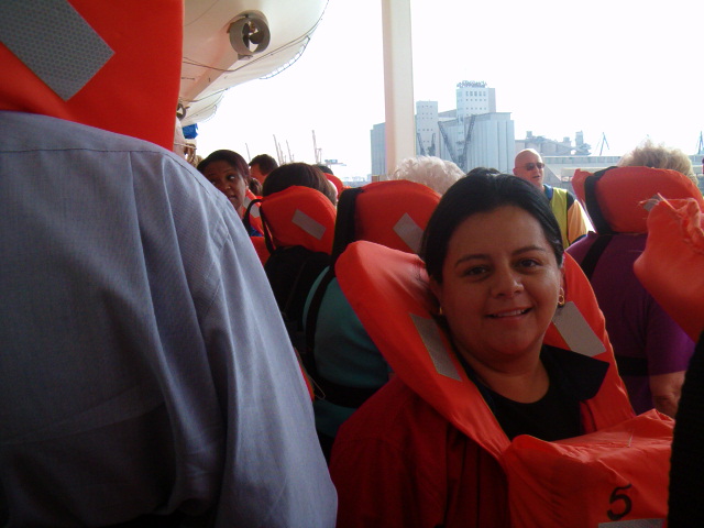 618x457 pixels (104K)