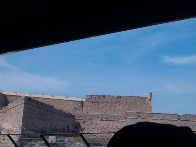 618x457 pixels (119K)