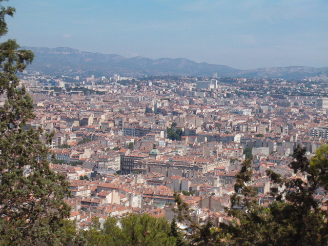 618x457 pixels (134K)