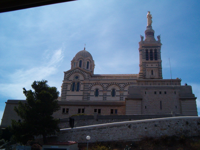 618x457 pixels (132K)