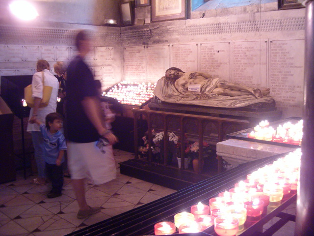 618x457 pixels (130K)