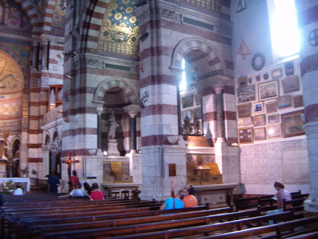 618x457 pixels (137K)