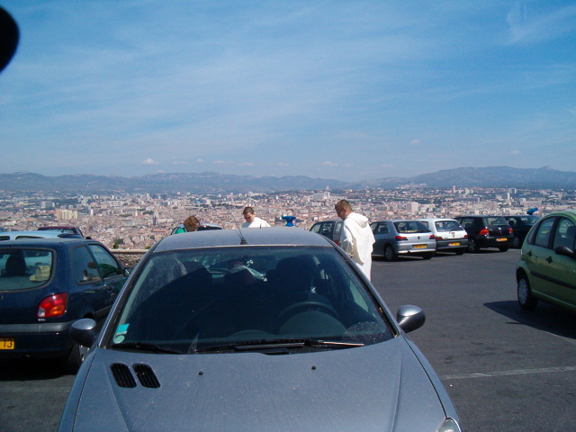 618x457 pixels (120K)