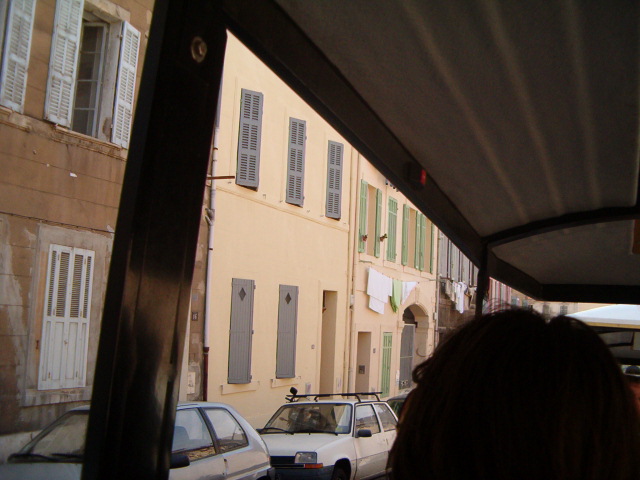 618x457 pixels (105K)