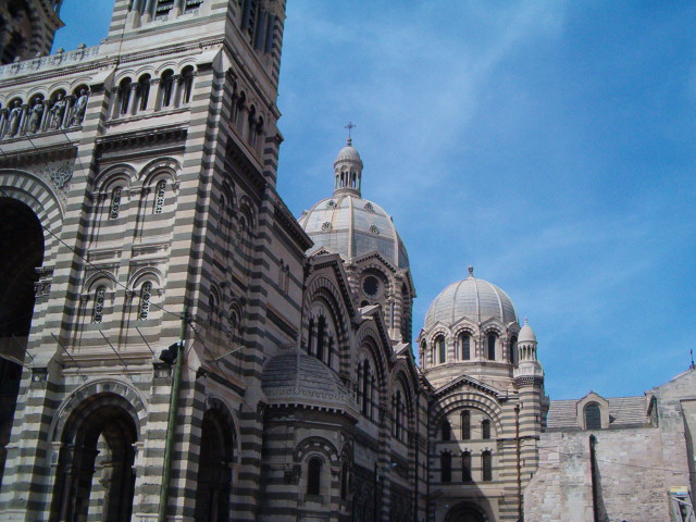 618x457 pixels (122K)