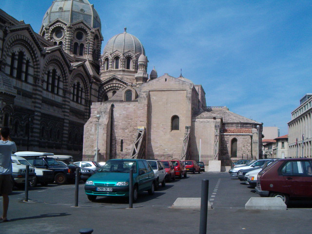 618x457 pixels (121K)