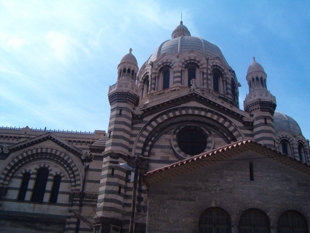 618x457 pixels (133K)