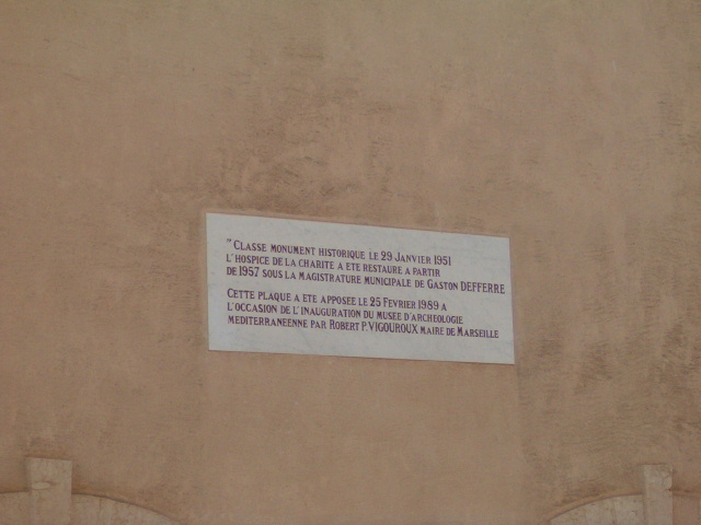 618x457 pixels (99K)