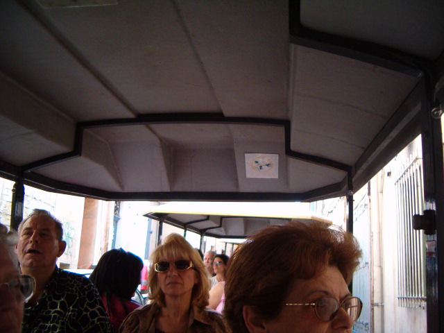 618x457 pixels (102K)