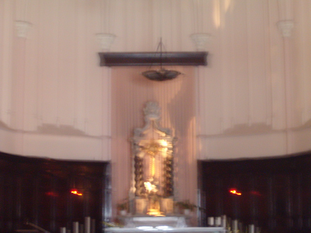 618x457 pixels (111K)