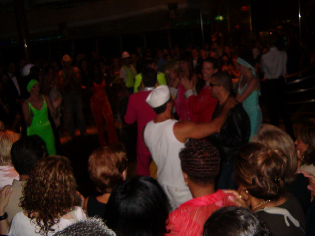 618x457 pixels (161K)