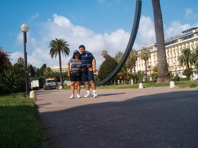 618x457 pixels (115K)