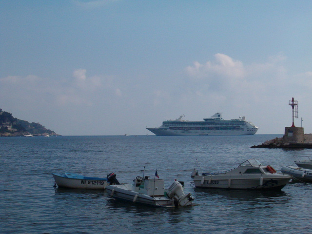 618x457 pixels (131K)