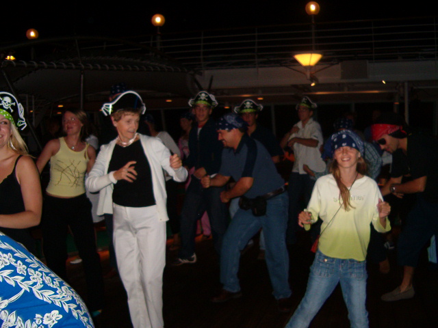 618x457 pixels (126K)