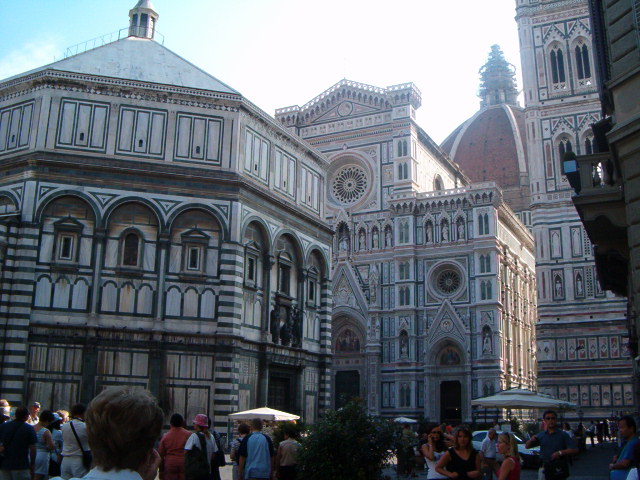 618x457 pixels (118K)