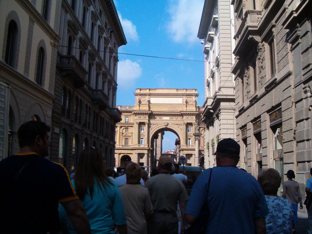 618x457 pixels (117K)