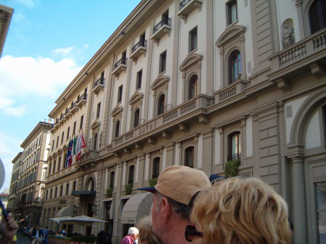 618x457 pixels (117K)