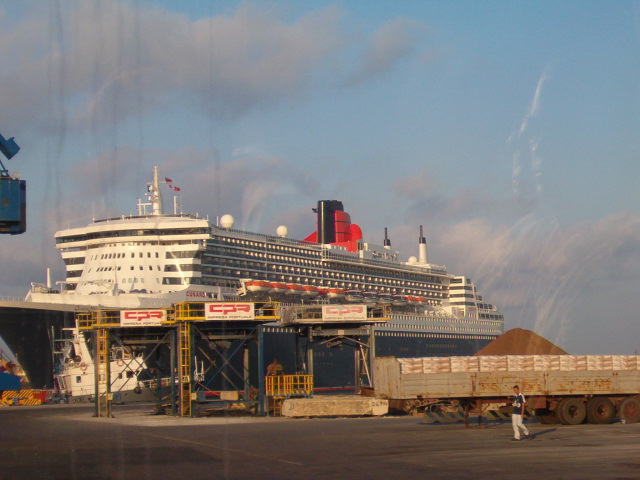 618x457 pixels (116K)