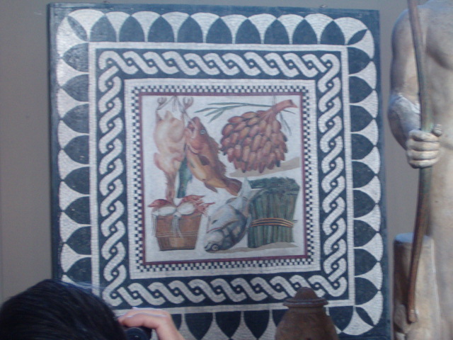 618x457 pixels (125K)