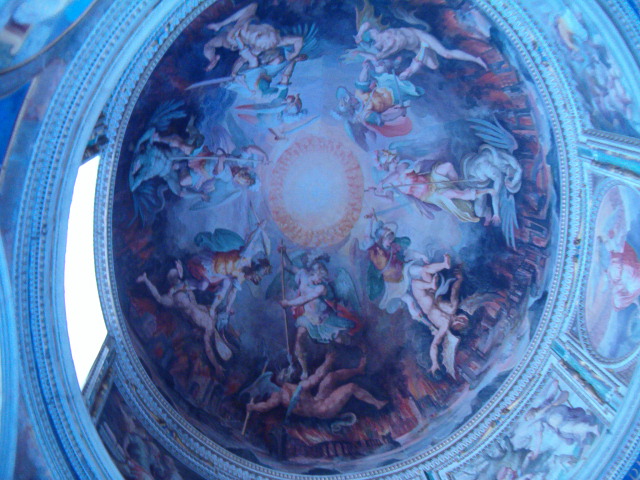 618x457 pixels (141K)