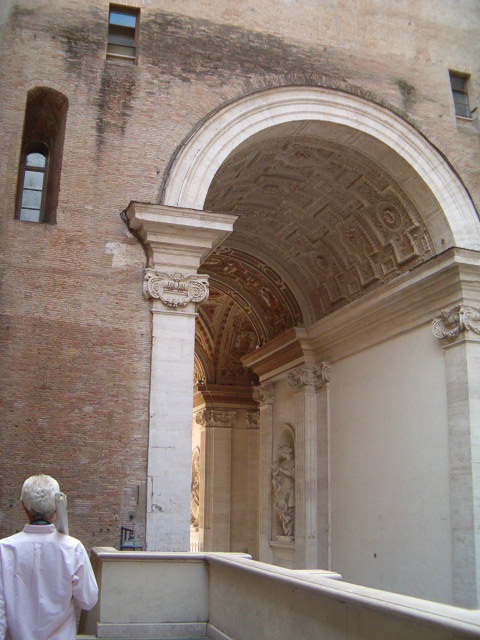 458x617 pixels (102K)