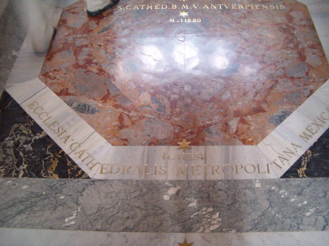 618x457 pixels (138K)