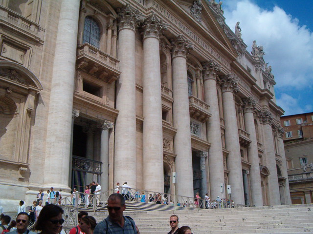 618x457 pixels (121K)