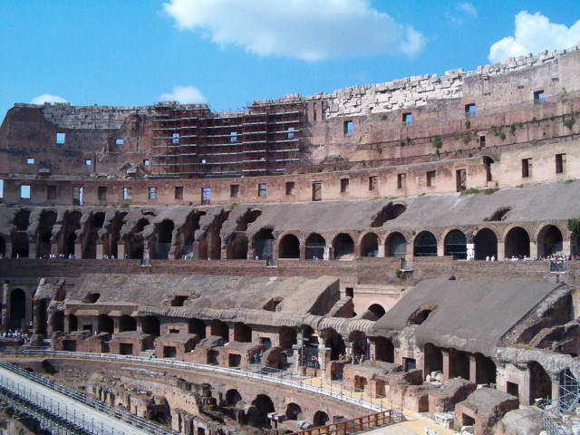 618x457 pixels (128K)